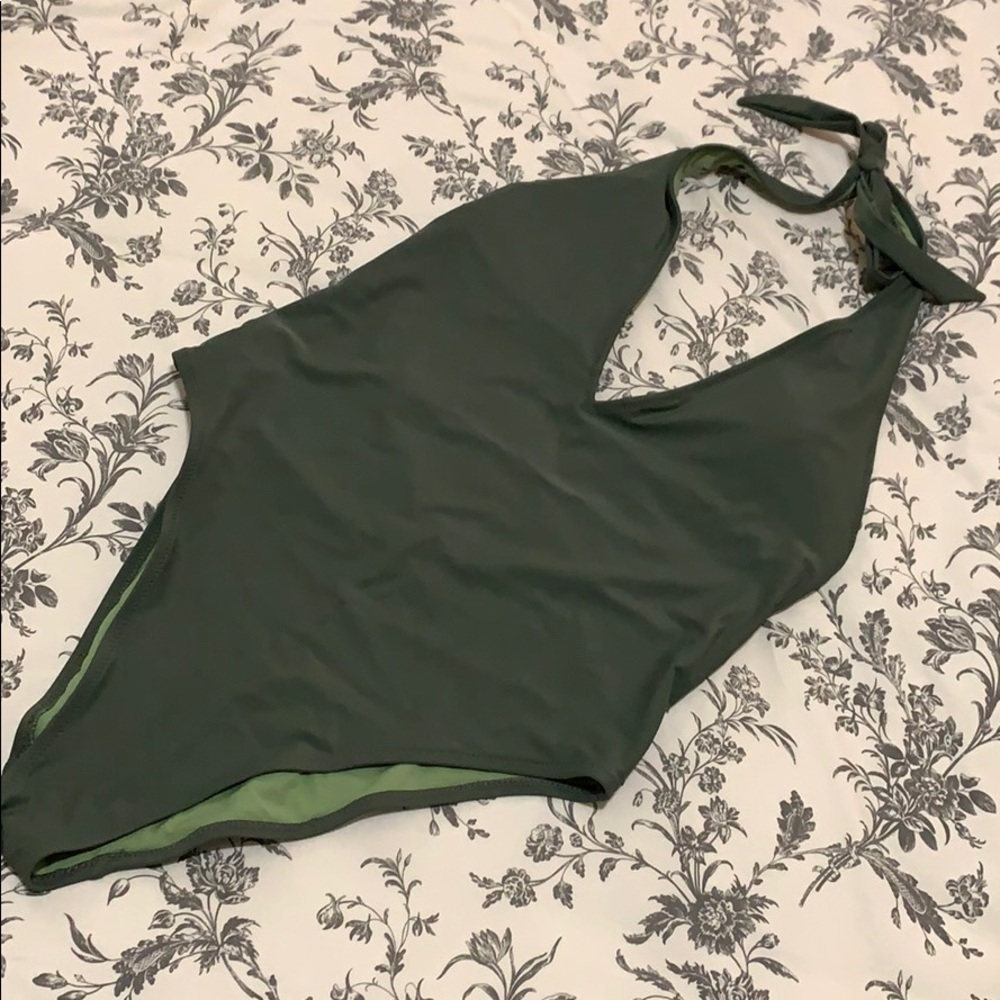 BNWT Aerie Deep Plunge One Piece Swimsuit